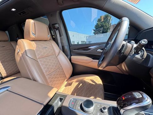Used 2023 Cadillac Escalade Premium Luxury w/ LPO, Floor Liner Package RWD image 21