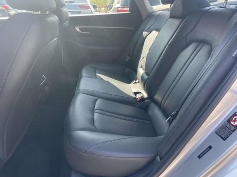 Used 2021 Hyundai Sonata Limited image 8