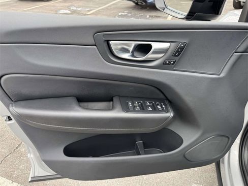 Certified 2025 Volvo XC60 B5 Plus image 14