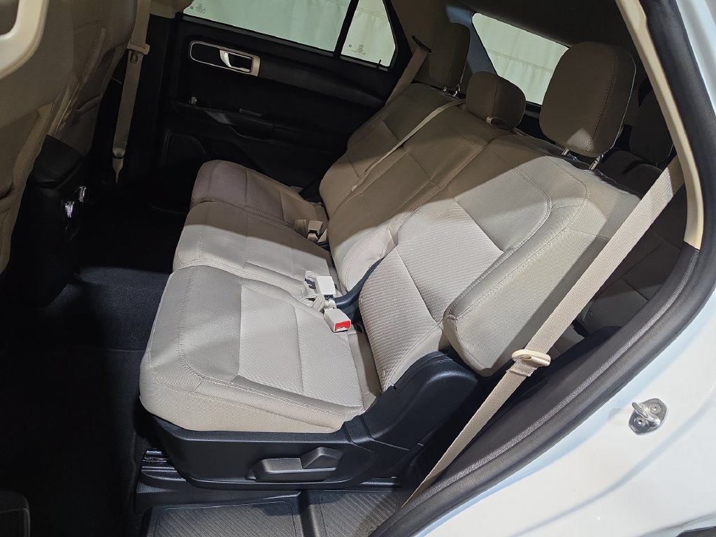 Used 2021 Ford Explorer 4WD image 23