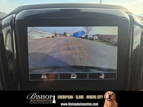 Used 2023 Chevrolet Traverse LT w/ LPO, Floor Liner Package AWD/4WD image 6