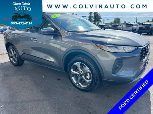 Certified 2025 Ford Escape ST-Line Select AWD/4WD image 5