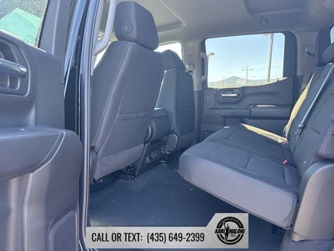 Used 2026 Chevrolet Silverado 1500 Custom Trail Boss w/ LPO, Dark Essentials Package image 18