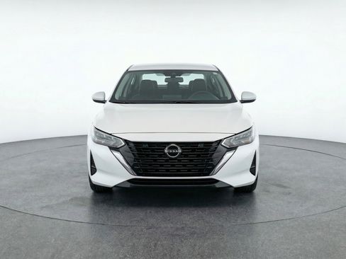Used 2025 Nissan Sentra S FWD image 2