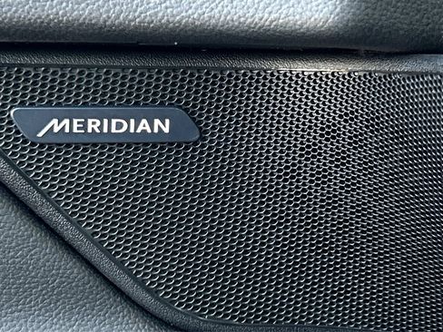 Used 2016 Jaguar XF R-Sport image 16