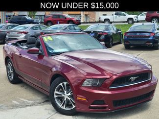 Used 2014 Ford Mustang Premium w/ Comfort Package RWD video 2