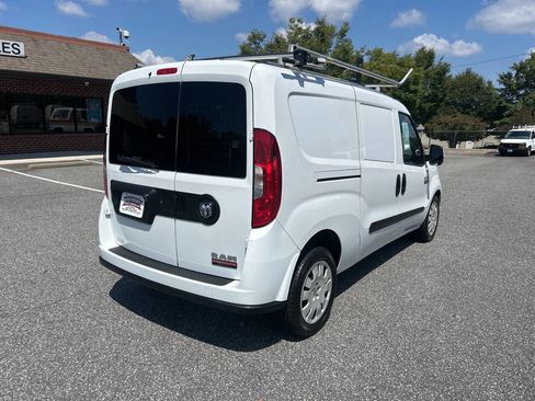Used 2021 RAM ProMaster City Tradesman SLT image 9
