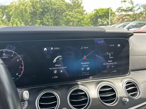 Used 2022 Mercedes-Benz E 450 4MATIC Sedan image 20