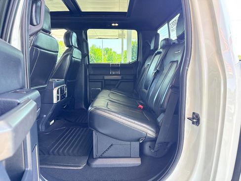 Used 2022 Ford F250 Platinum w/ FX4 Off-Road Package AWD/4WD image 36