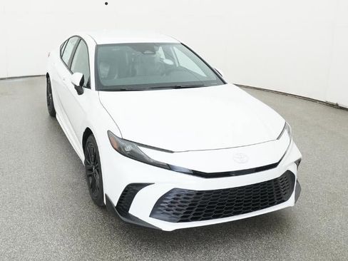 New 2026 Toyota Camry SE FWD image 14