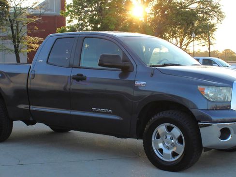 Used 2007 Toyota Tundra SR5 image 7