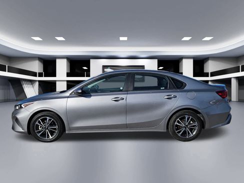 Certified 2024 Kia Forte LXS image 2