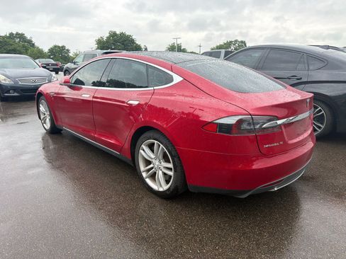 Used 2014 Tesla Model S 85 RWD image 2