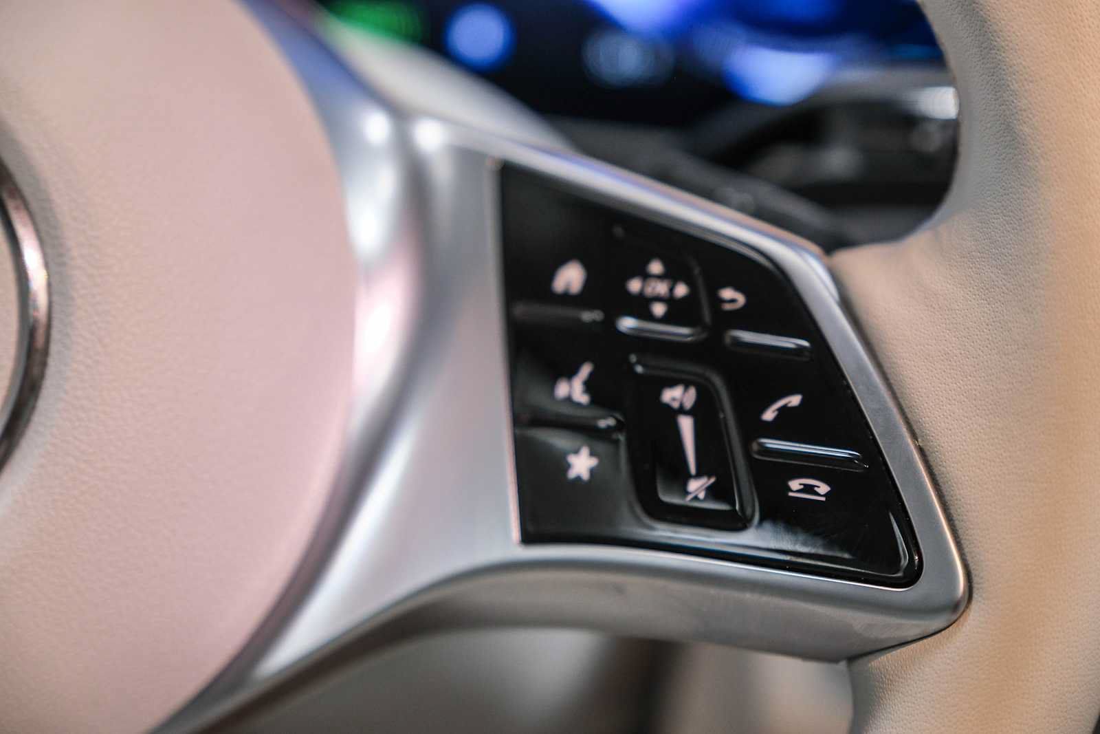 Certified 2023 Mercedes-Benz EQE 350+ SUV image 20