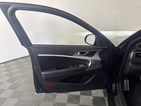 Used 2023 Genesis G70 2.0T w/ Sport Prestige Package RWD image 20