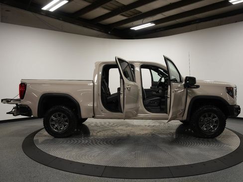 New 2026 GMC Sierra 1500 AT4X AWD/4WD image 10