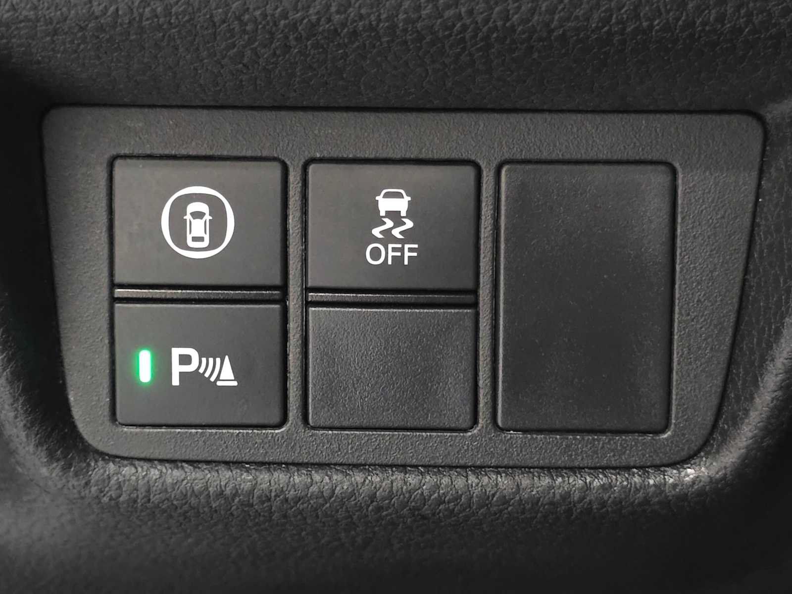 Used 2020 Honda Accord Touring image 18