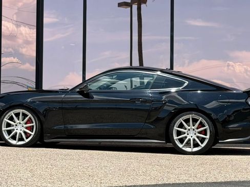 Used 2019 Ford Mustang GT Premium w/ Equipment Group 401A RWD image 4