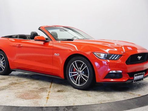 Used 2016 Ford Mustang GT Premium image 10