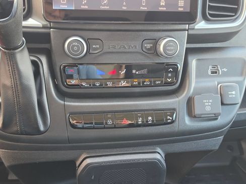 New 2026 RAM ProMaster 2500 w/ Quick Order Package 22G SLT FWD image 24