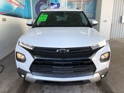 Certified 2023 Chevrolet TrailBlazer LT w/ LPO, Blackout Package image 2