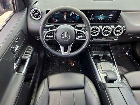 Used 2021 Mercedes-Benz GLA 250 image 12