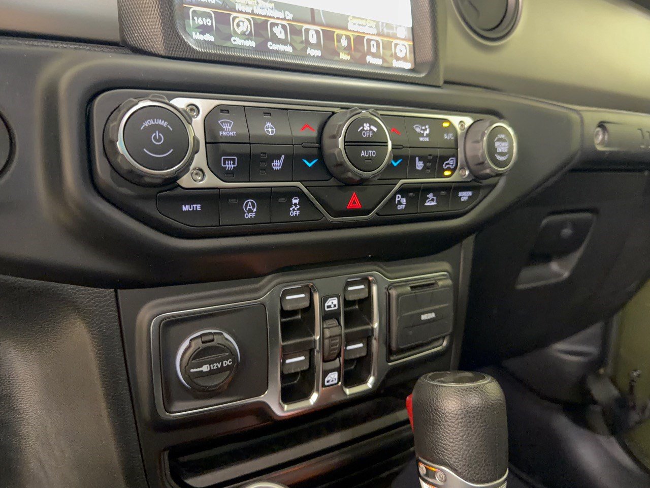 Used 2021 Jeep Wrangler Unlimited Sport AWD/4WD image 22