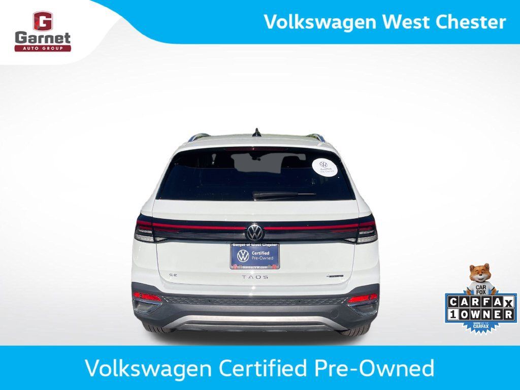 Certified 2025 Volkswagen Taos SE AWD/4WD image 4