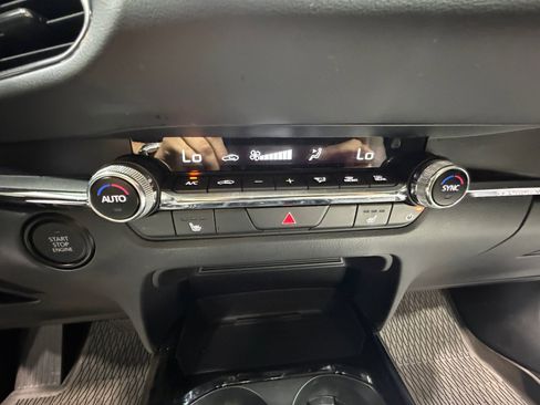 Used 2024 MAZDA CX-30 AWD 2.5 S w/ Premium Package image 12