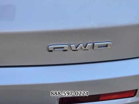 Used 2020 GMC Acadia Denali w/ Denali Ultimate Package AWD/4WD image 16