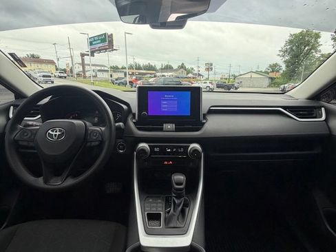 Used 2023 Toyota RAV4 XLE w/ Convenience Package AWD/4WD image 14