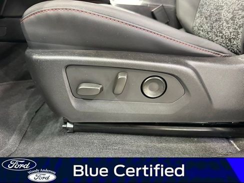 Used 2024 Chevrolet Colorado Z71 w/ Z71 Convenience Package 2 image 21