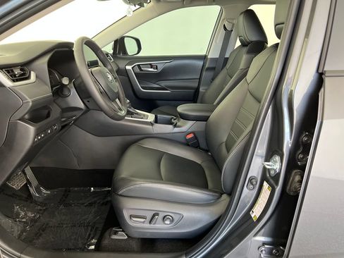 Used 2025 Toyota RAV4 XLE Premium w/ Weather Package FWD image 11