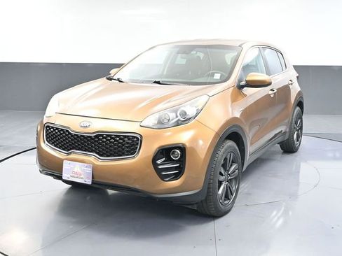 Used 2018 Kia Sportage LX image 11