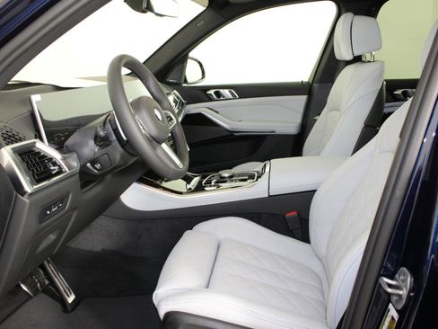 New 2026 BMW X5 xDrive40i w/ M Sport Package image 25