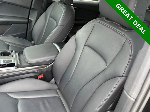 Used 2025 Audi Q7 3.0T Premium Plus AWD/4WD image 30