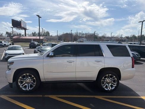 Used 2020 Chevrolet Tahoe Premier w/ Premier Plus Edition image 3