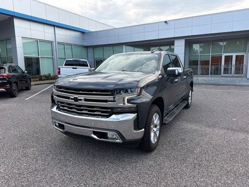 Used 2022 Chevrolet Silverado 1500 LTZ w/ LTZ Premium Package AWD/4WD image 1
