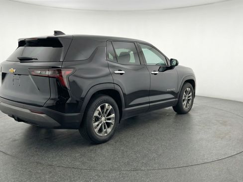 Used 2025 Chevrolet Equinox LT FWD image 9