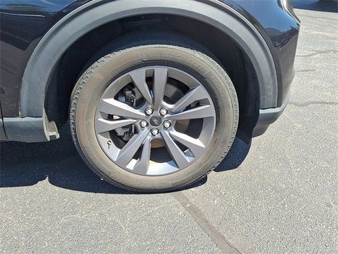 Certified 2022 Ford Explorer XLT w/ Equipment Group 202A image 8