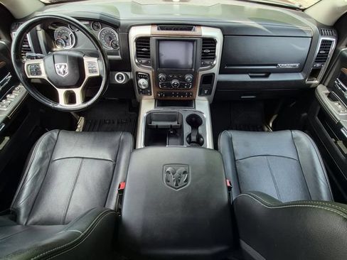 Used 2018 RAM 1500 Laramie w/ Convenience Group AWD/4WD image 17