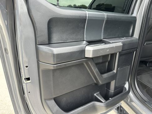 Used 2018 Ford F150 XLT w/ Equipment Group 302A Luxury AWD/4WD image 29