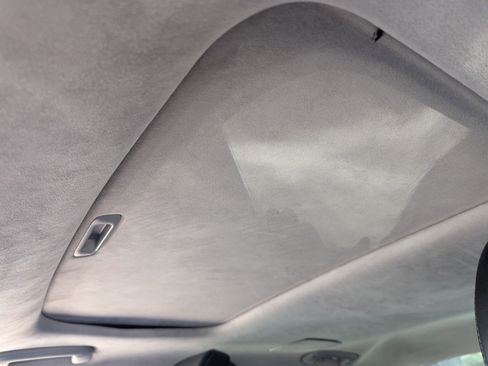 Used 2017 Genesis G90 5.0 Ultimate image 28