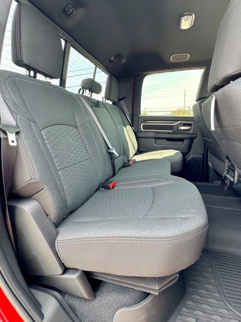 New 2027 RAM 3500 Big Horn AWD/4WD image 15