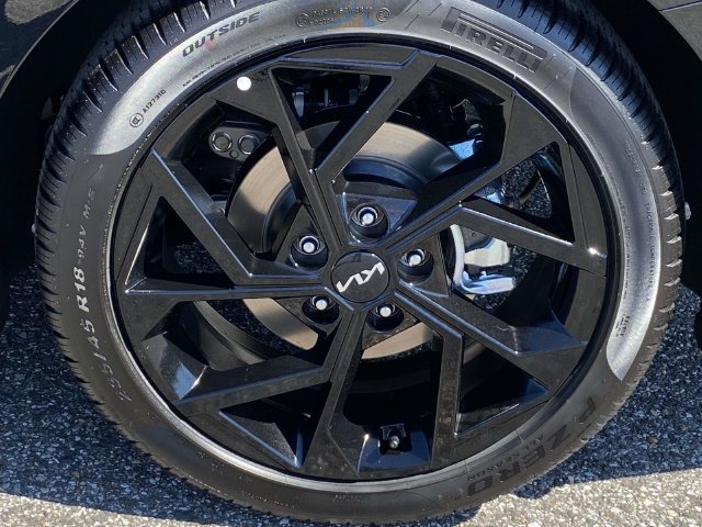 New 2027 Kia K5 GT-Line FWD image 8