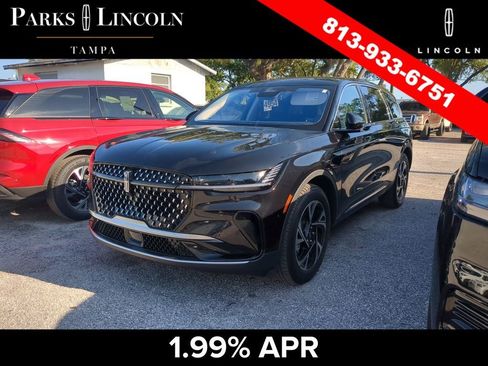 Certified 2025 Lincoln Nautilus Premier AWD/4WD image 5