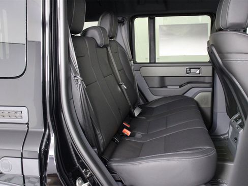 New 2025 INEOS Grenadier image 13