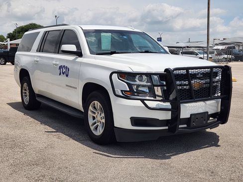 Used 2020 Chevrolet Suburban LS AWD/4WD image 3