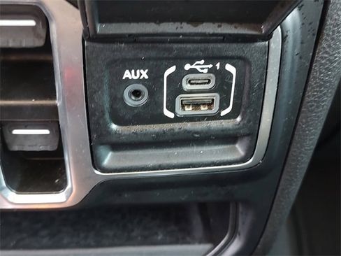 Certified 2024 Jeep Wrangler Sport S image 21