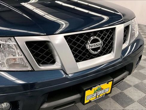 Used 2021 Nissan Frontier PRO-4X w/ Pro-4x Utility Package image 33